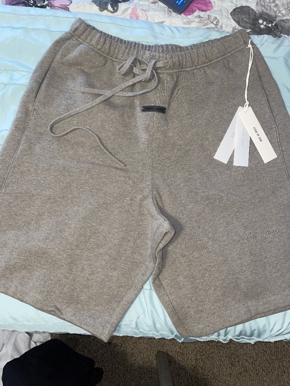 Essentials Fear of God Basketball Shorts SZ MEDIUM